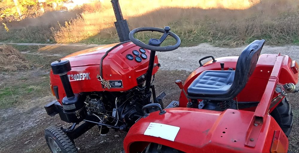 Міні трактор Сінтай 240FPK