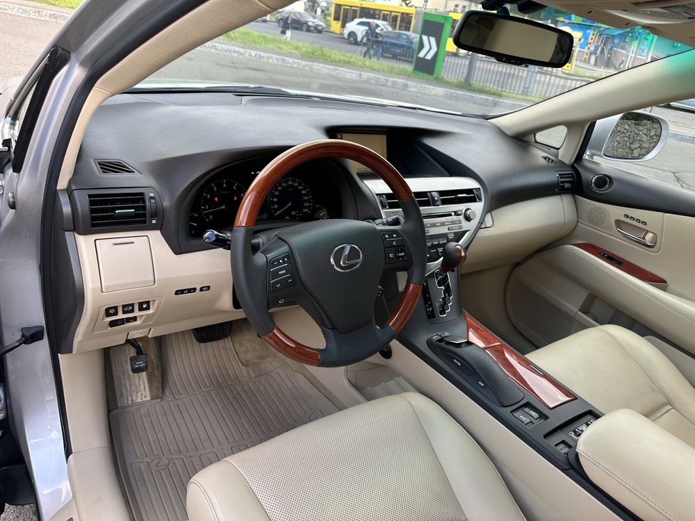 LEXUS RX 2010 3.5 Газ/Бензин