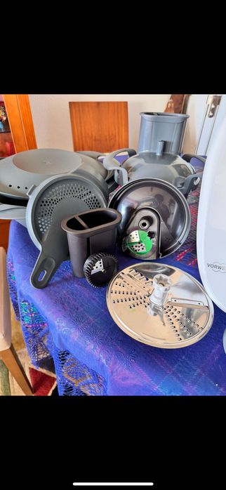 Bimby TM6 semi nova/ pouco usada/ com todos os acessórios