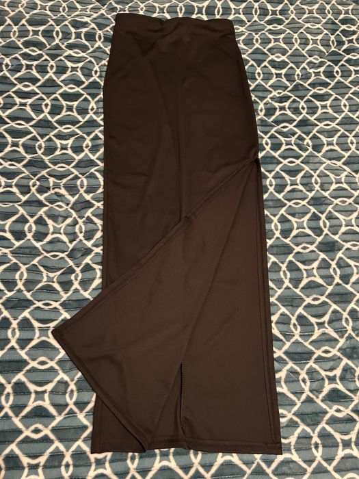 Conjunto de seda top e saia
