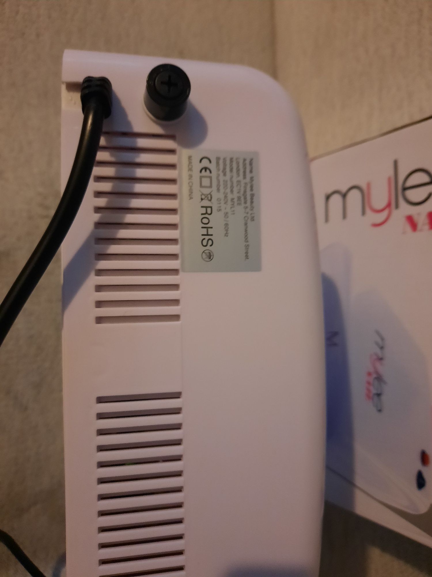 Profesjonalna lampa do suszenia paznokci