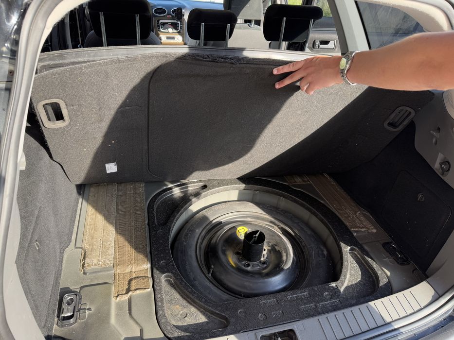 Продається форд фокус 2