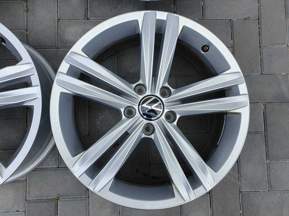 FELGI ALUMINIOWE  VW Tiguan R-LINE Touran  Golf  18'  5x112 ET43
