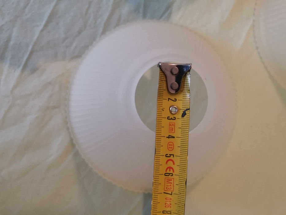 Klosz mleczno-biały