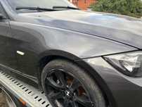Bmw e90/91 blotnik przod lewy prawy a22/7 Sparkling Graphite