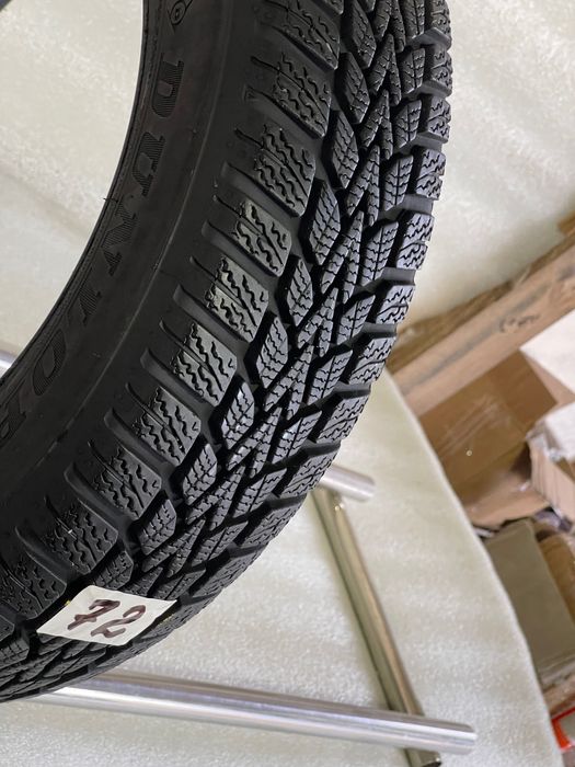 165/65 R15 Dunlop (1.шина )