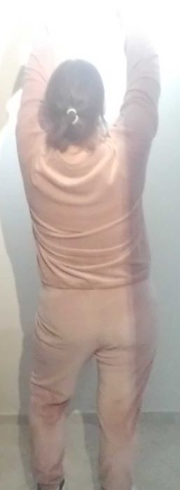 Dres welurowy monarii