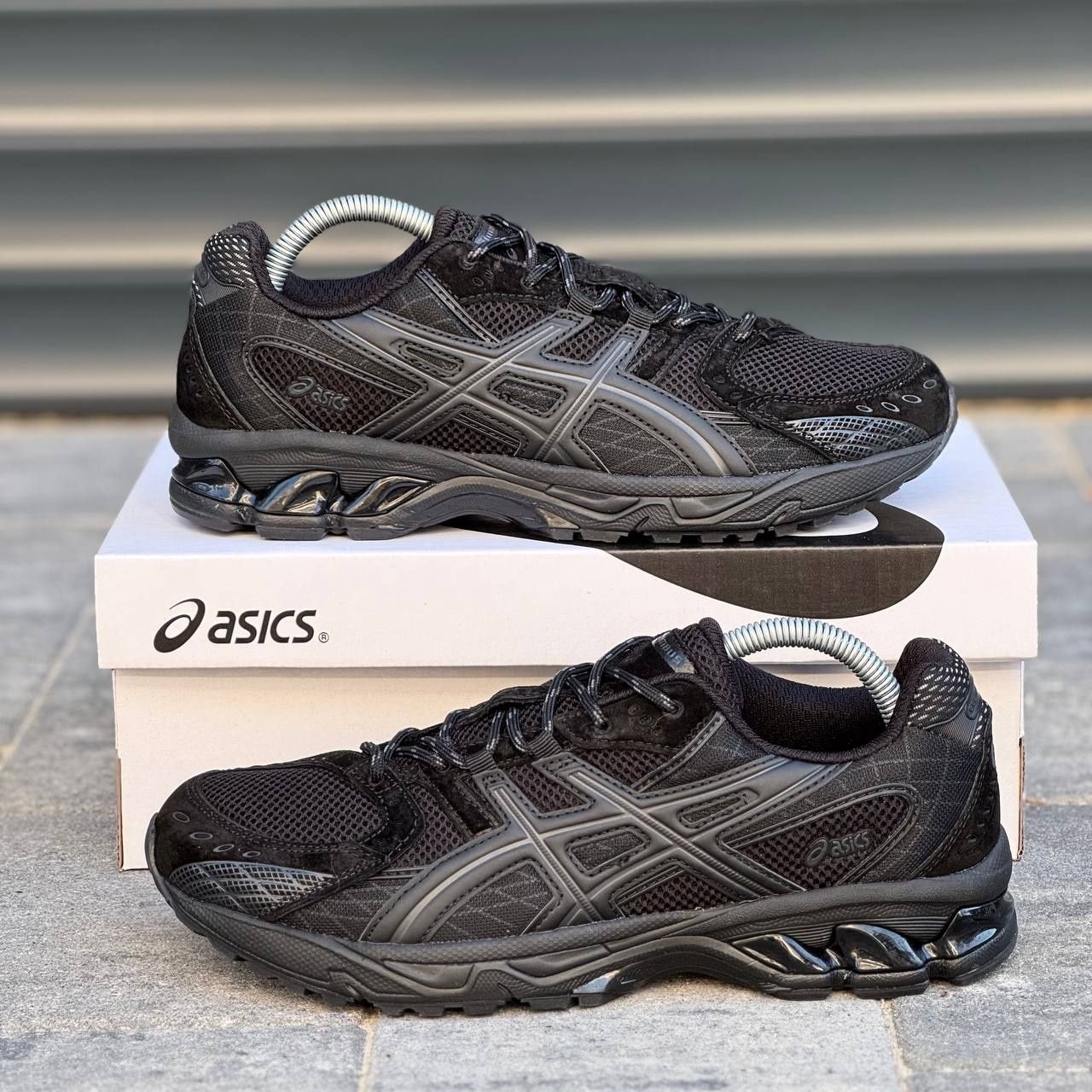 Кросівки чоловічі Asics Gel Nimbus 10.1  1186