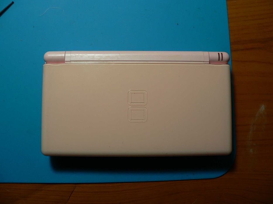 Nintendo DS Lite