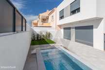 Moradia T3+1 | Nova |  Com Piscina e garagem | Polima | São Domingos d