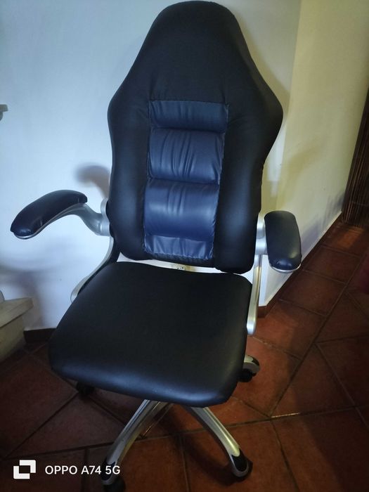 Cadeira Gaming Staples