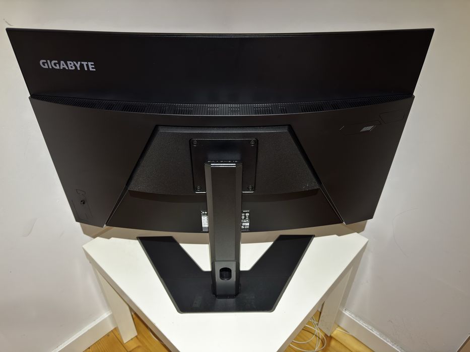 Monitor gamingowy gigabyte 32cale