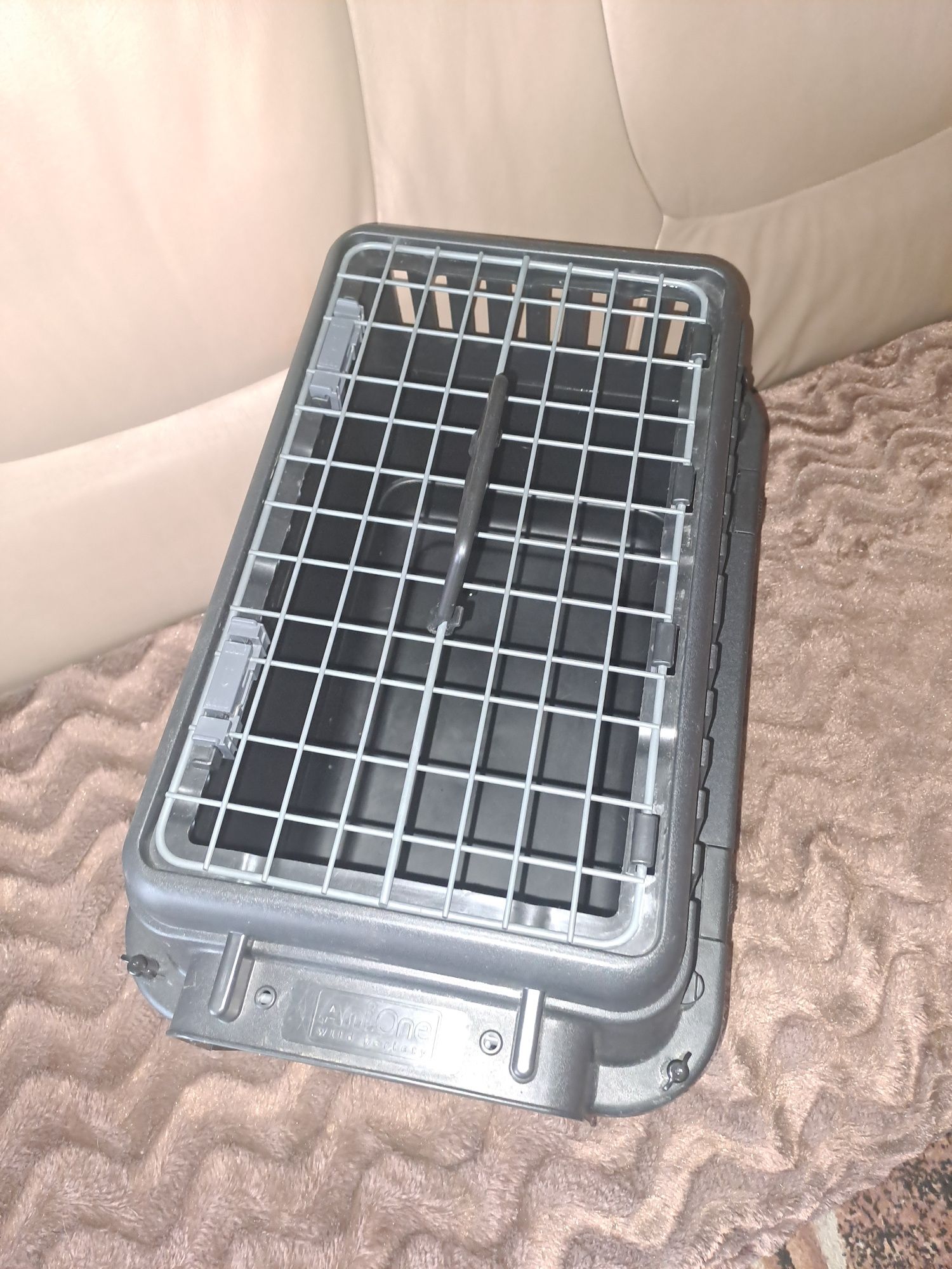 Transporter,klatka dla pieska lub kotka + torba do przenoszenia.