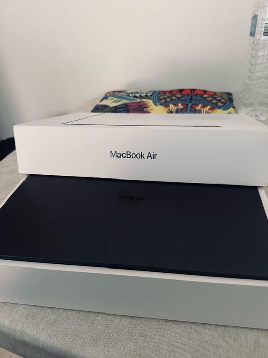 Macbook m3 2024