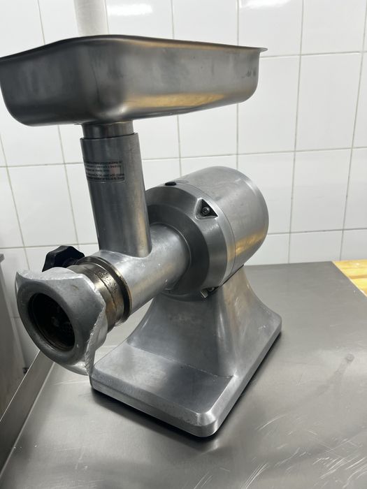 Промышленная мясорубка