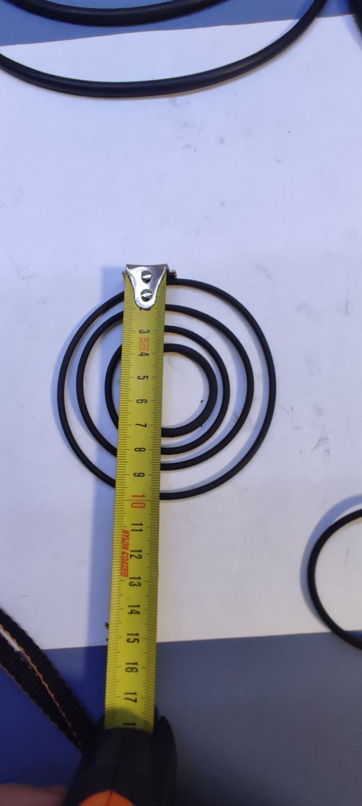 Кольца уплотнительные разных диаметров одним лотом