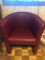 Кресло- кожзам для дома-2шт новое состояние, цена за 1 шт.