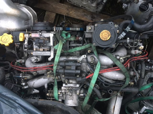 Subary Legacy II 2.5 stt Limited- Silnik