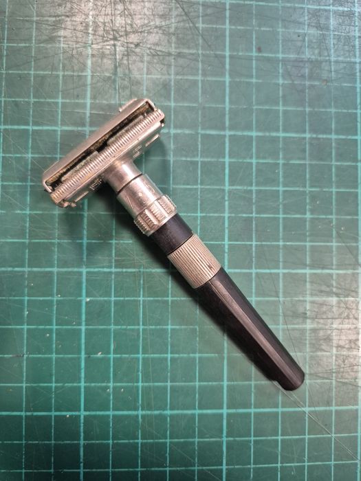 Maszynka do golenia PRL 1/3