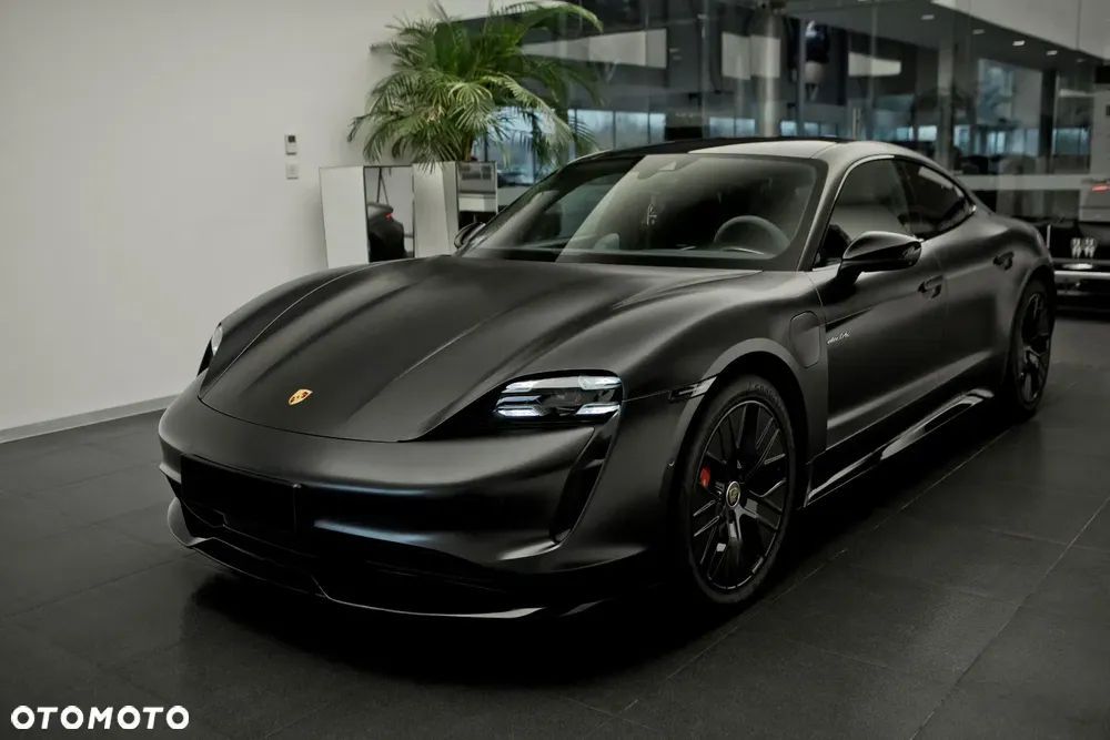 Porsche Taycan Satynowa folia | Włoskie wykończenia wnętrza | Perfekcyjny stan