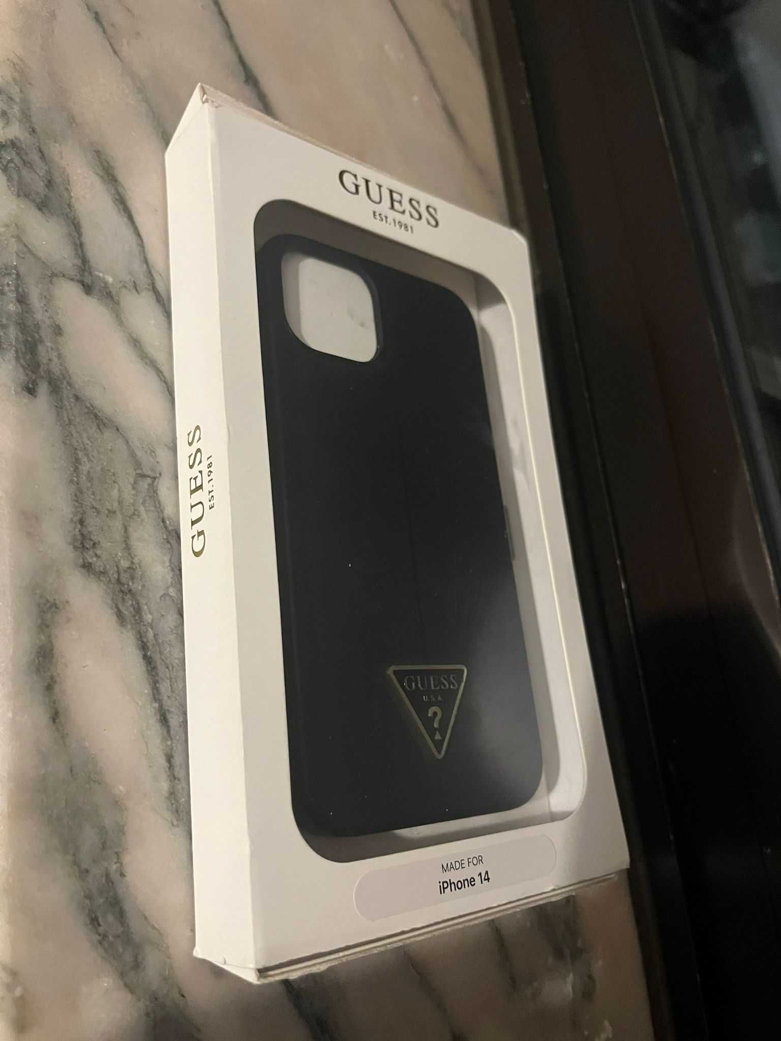 Capa telemóvel Guess