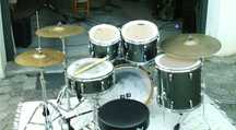 Bateria completa Pearl Export + Pratos NOVOS Meinl HCS Brass+ banco