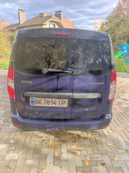Автомобіль Dacia Dokker 2014 рік