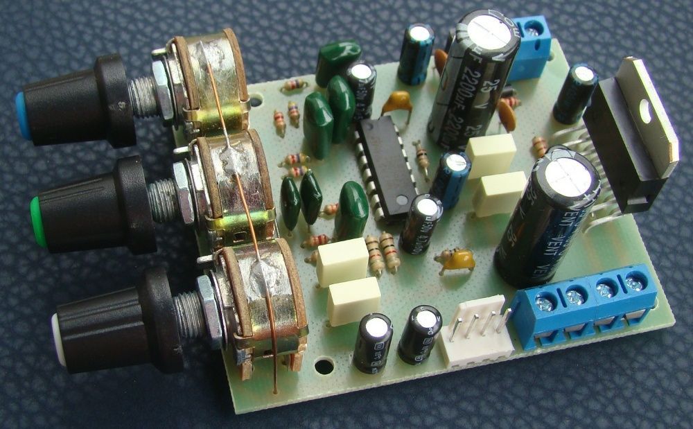 Підсилювач стерео 30 Вт на TDA7377 з регуляторами гучності і тембру
