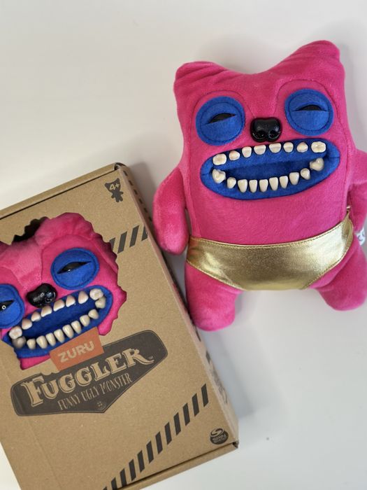 Фаглер в золотих трусах, новий, ідеально на подарунок