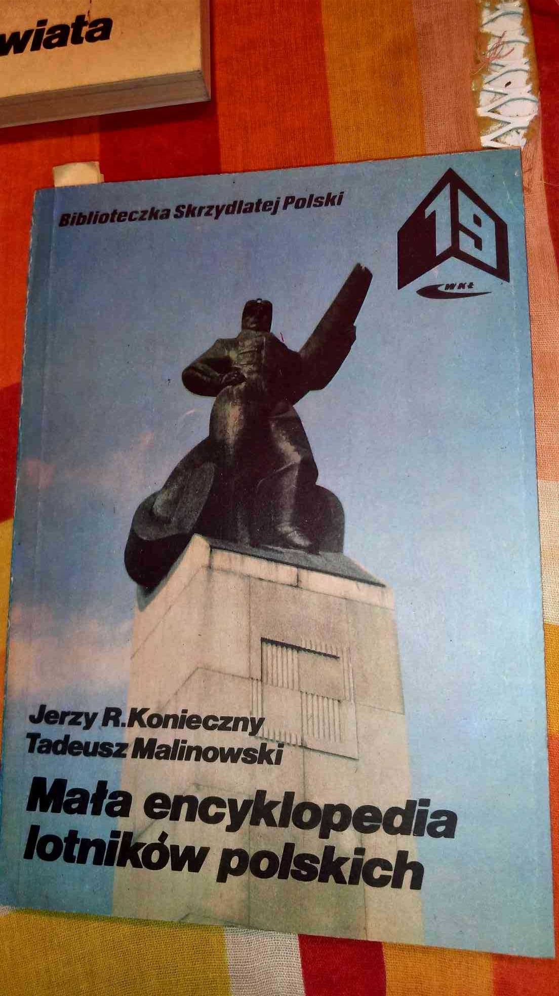 Tadeusz Malinowski
Mała encyklopedia lotników polskich