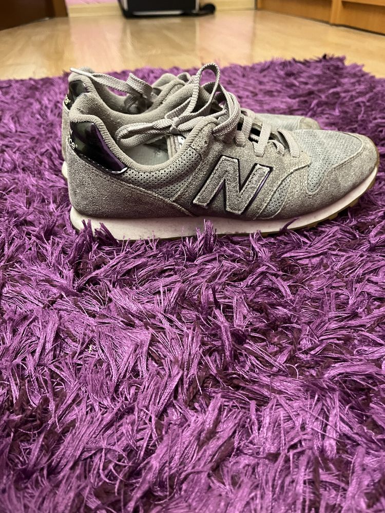 Szare buty damskie New Balance