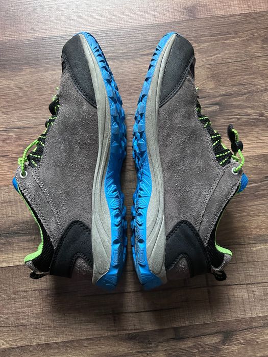 Трекінгові корсівки Brutting