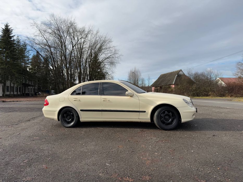 Свіжопригнаний mercedes w211 2.2 cdi автомат