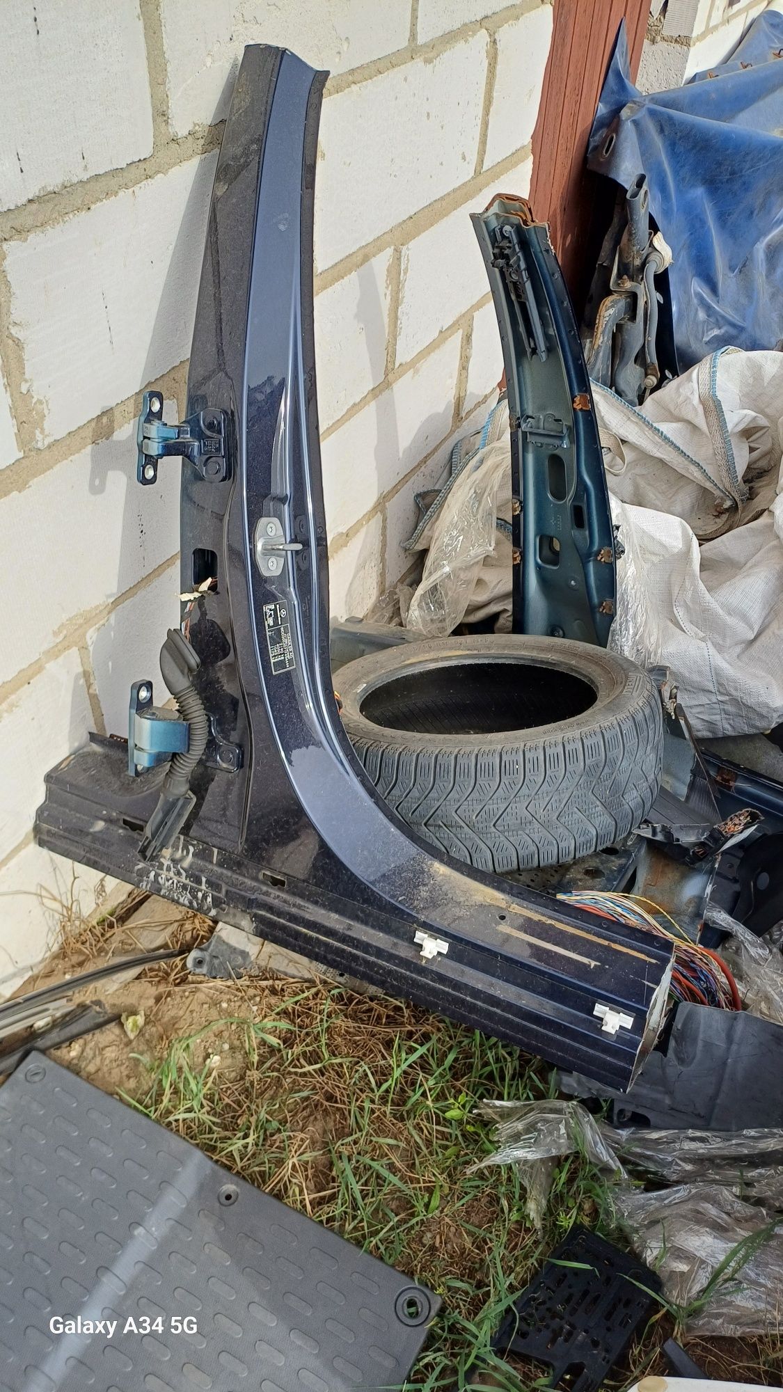 Słupek próg  mercedes c kasa W205