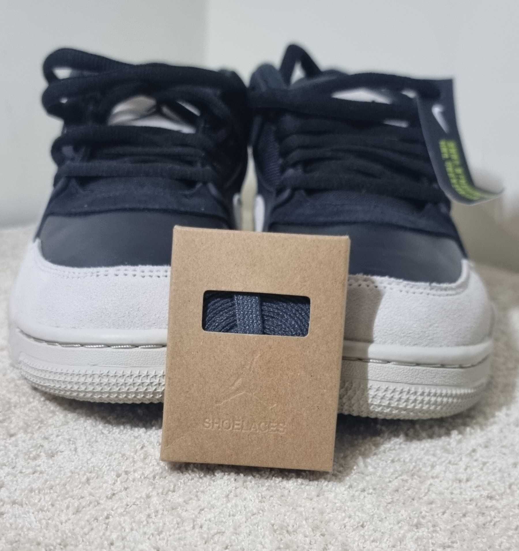 JORDAN 4 RM Black Light Bone