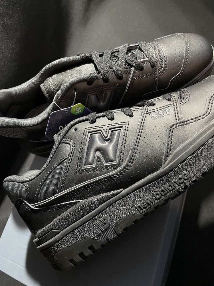 New Balance 550 кроссовки чёрные