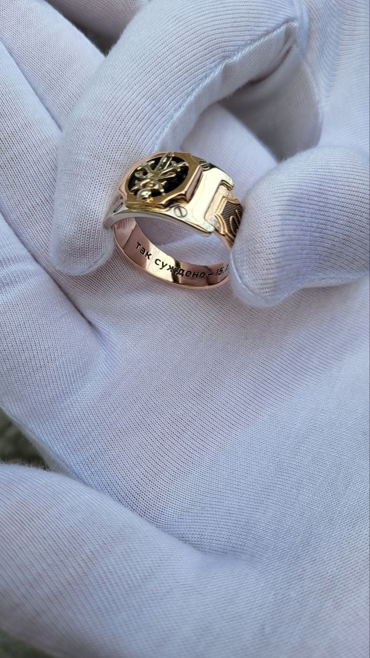 Золотий перстень Золотая печатка