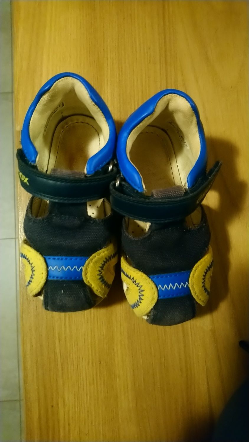 Sandałki Geox 22