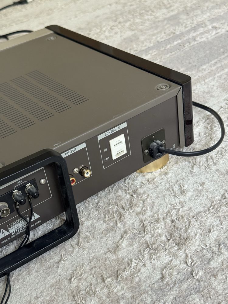 Sony ST-S770es tuner stan gabinetowy