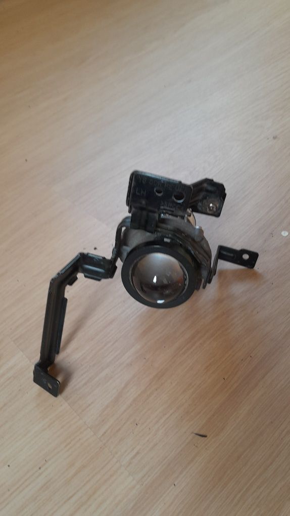 Kia Niro 5drzwi halogen lewy