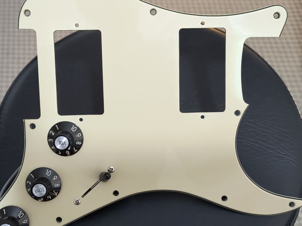 Pickguard Fender HH Stratocaster mint green