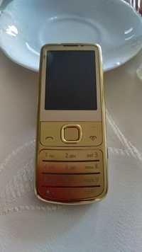 Złota Nokia 6700c