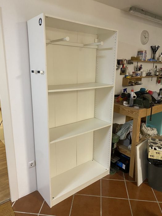 Estante branca Ikea