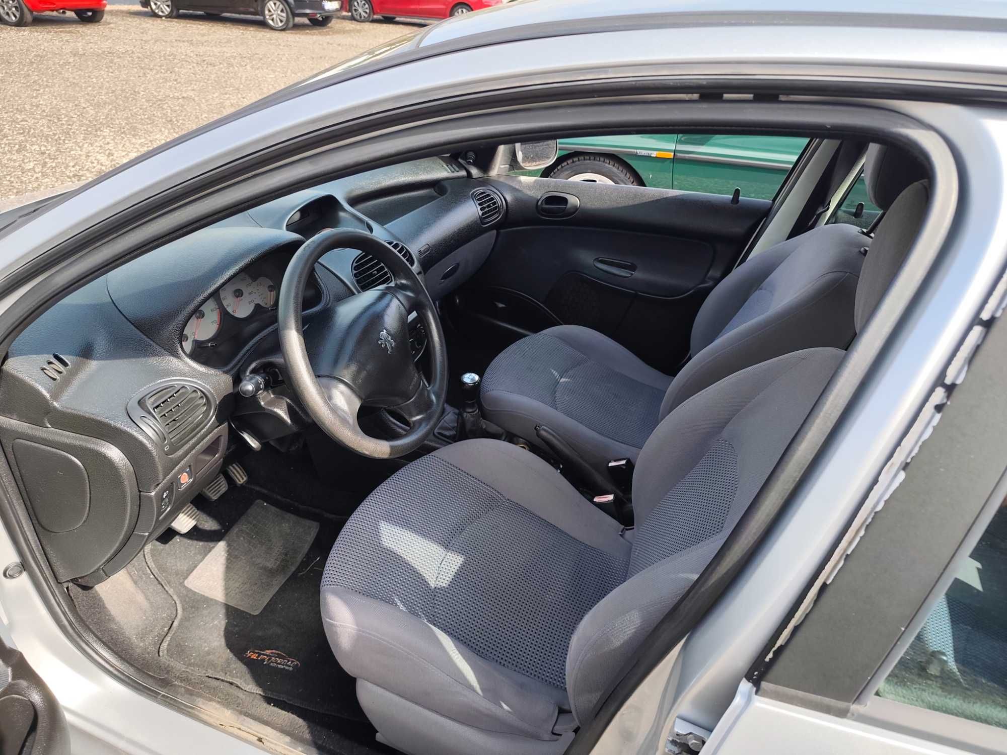 Peugeot 206 1.1i 2003