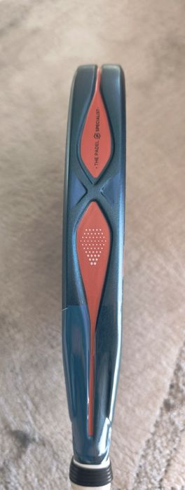 Raquete de Padel Bullpadell Elite light W mulher