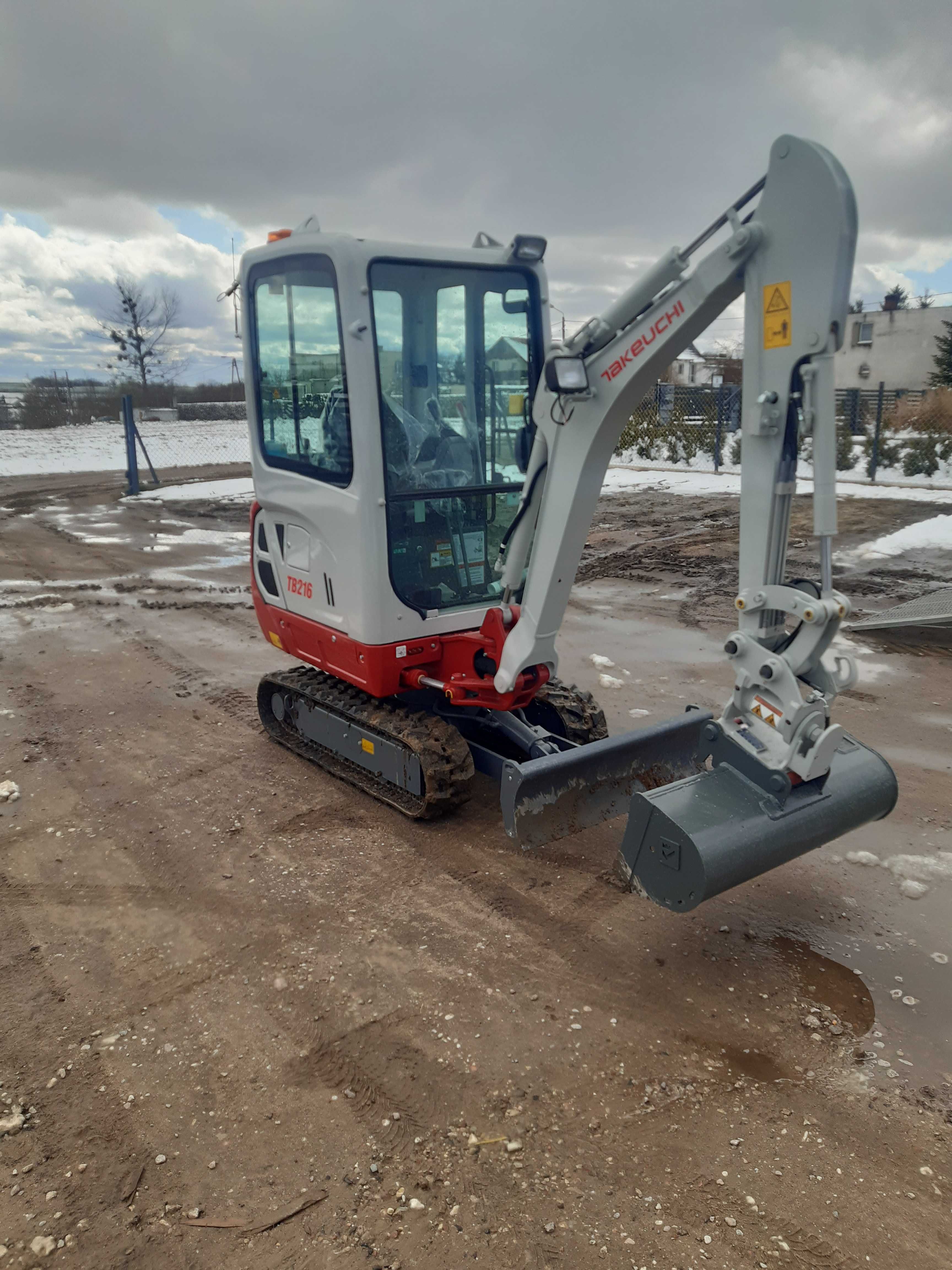 Wynajem minikoparka  Kubota Takeuchi Wypożyczalnia koparki