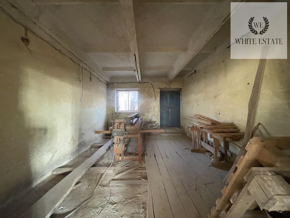 Продаж складського приміщення