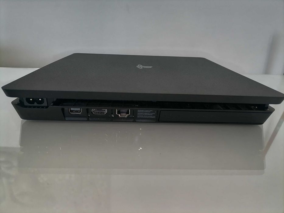 Consola ORIGINAL, PlayStation 4 como nova