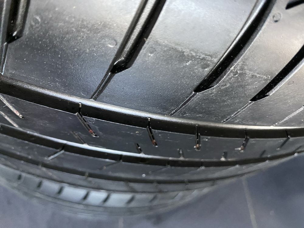 275/40/R20 та 245/45/R20 Bridgestone Alenza 001