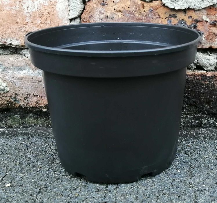 Doniczki produkcyjne 2 litry czarne 2L 16,5 cm PRZEMYSŁOWE